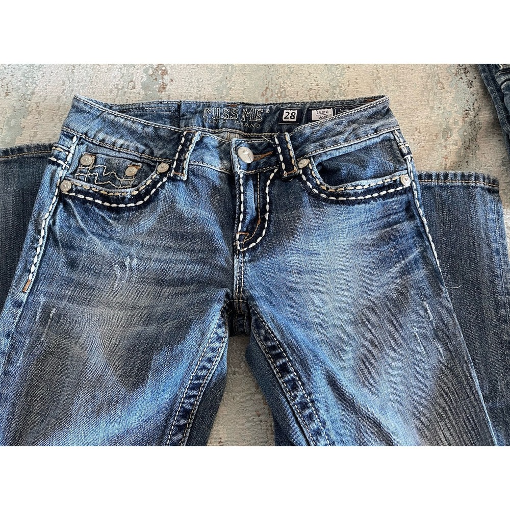 Miss Me Irene Boot Cut Jeans Embroidered Womens 28 Embellished Pocket - Picture 2 of 3